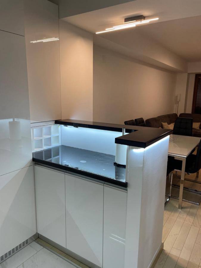 Luka Apartments Flatiron Скоп'є Екстер'єр фото