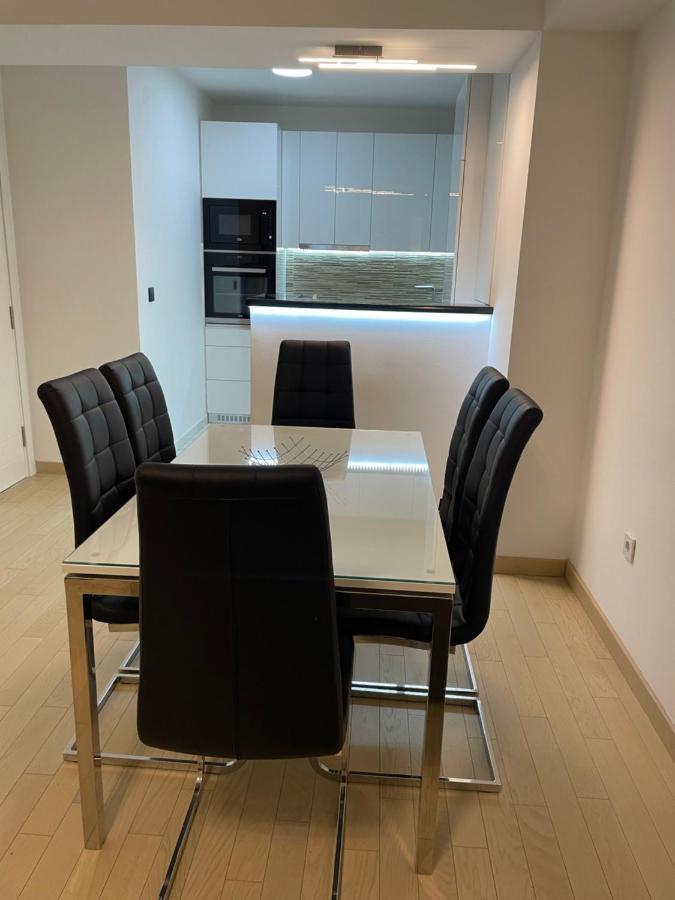 Luka Apartments Flatiron Скоп'є Екстер'єр фото
