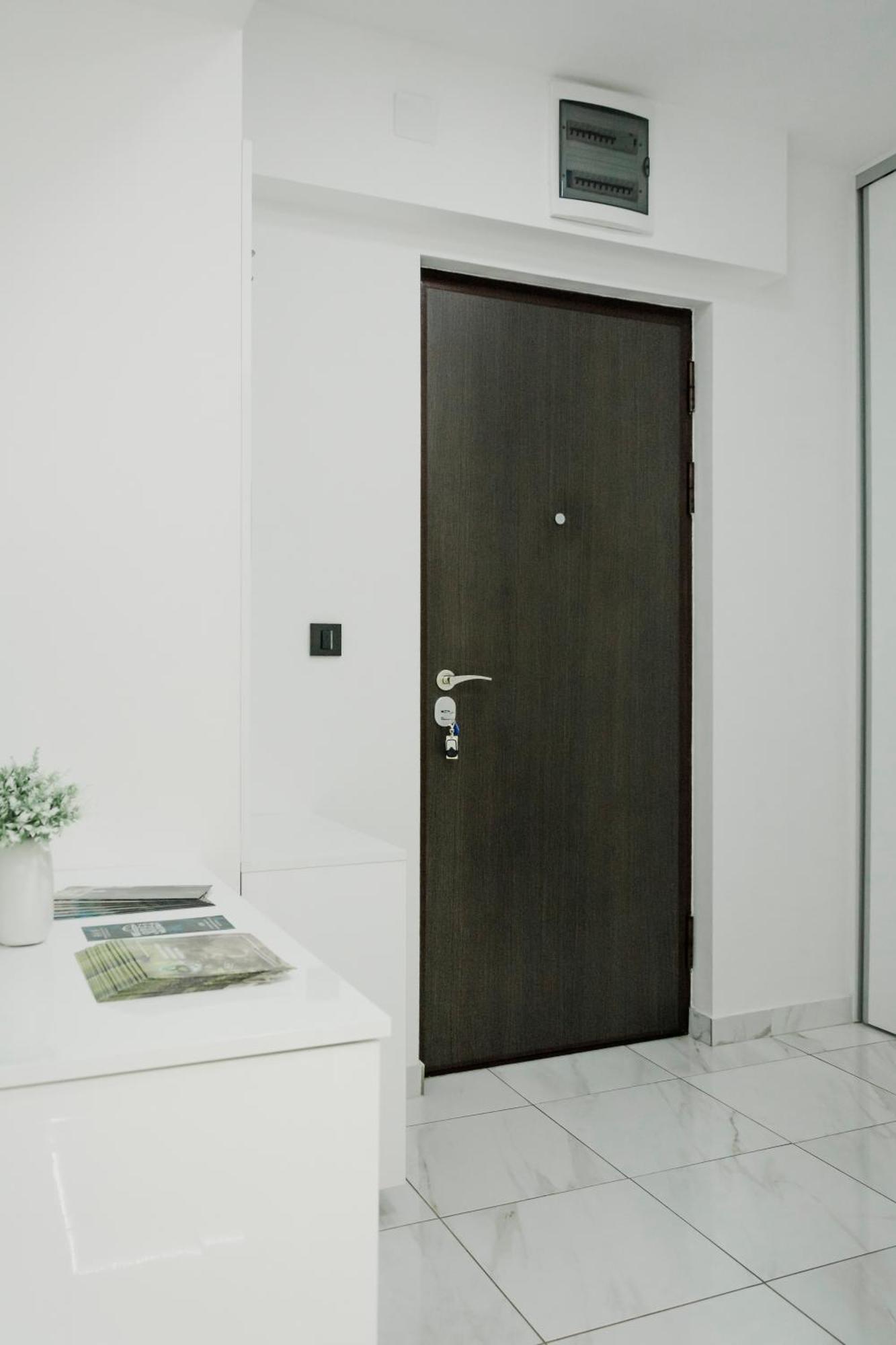 Luka Apartments Flatiron Скоп'є Екстер'єр фото