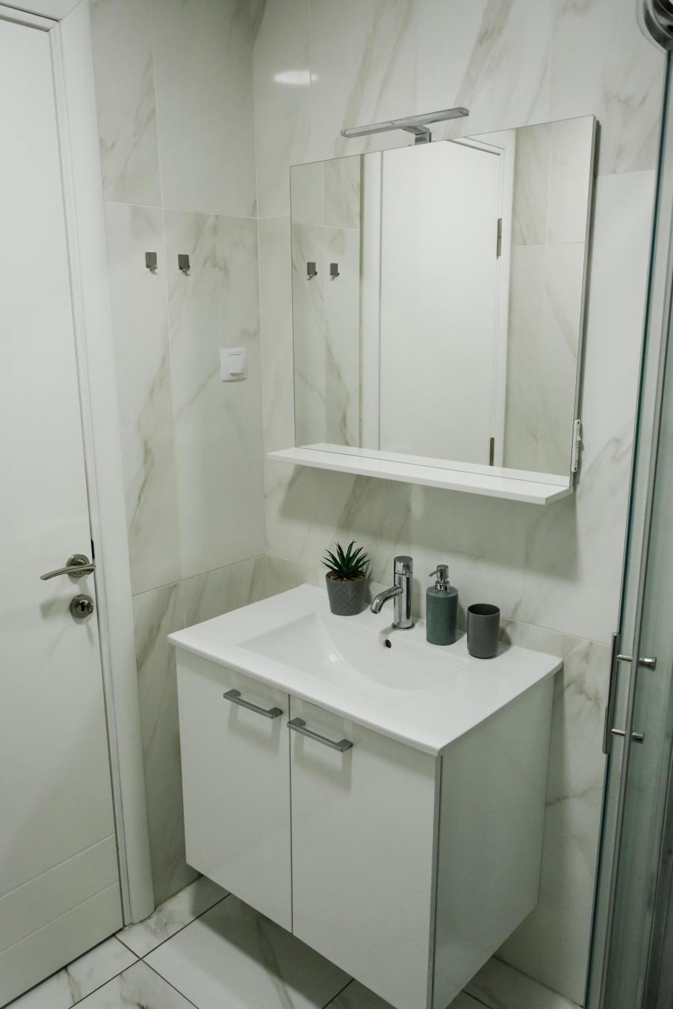Luka Apartments Flatiron Скоп'є Екстер'єр фото